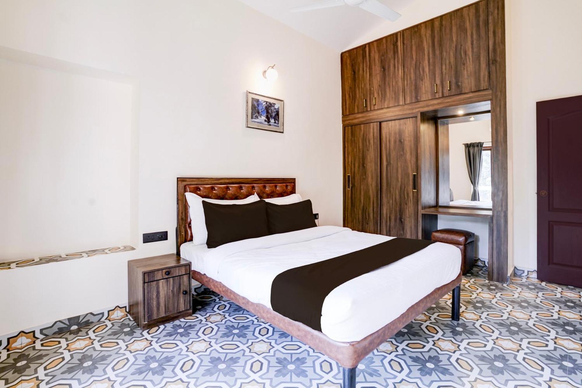 Collection O Dona Karen Hotel GOA Exterior photo
